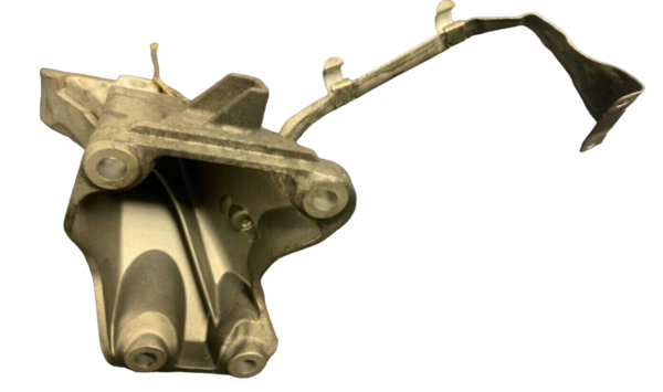 BMW 1 3 Series X1 Engine Support Bracket Right - Image 3