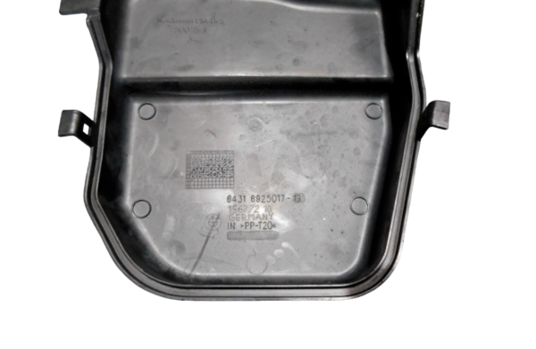 BMW 1 3 Series X1 Pollen Filter Covering Left - Image 7
