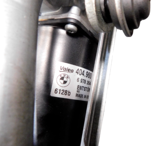 BMW 3 Series Front Windscreen Wiper Motor System - Image 9