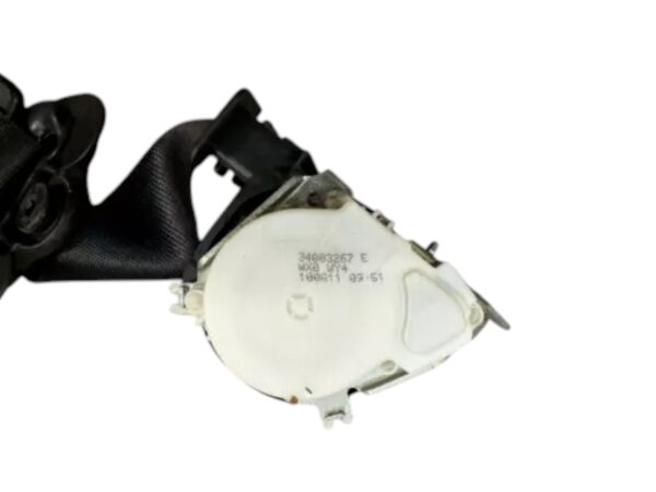 BMW 1 3 Series Upper Left Seat Belt - Image 7