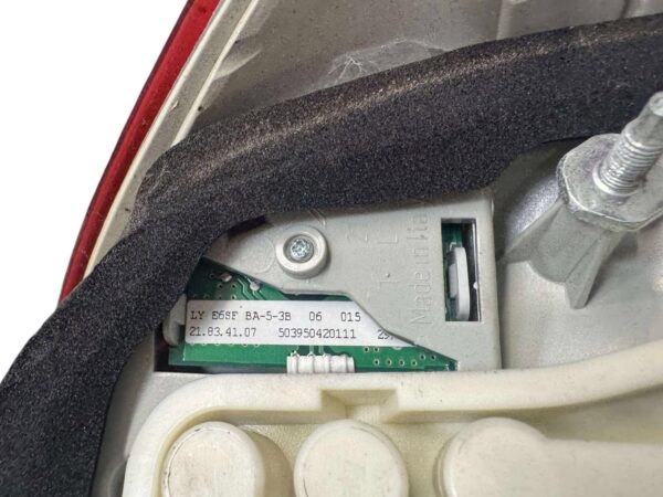 BMW 3 Series E90 N/s Passenger Side Left Tailight - Image 8