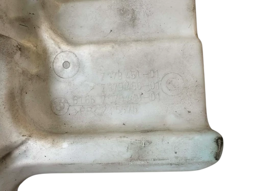 BMW 5 Series Windscreen Washer Reservoir - Image 5